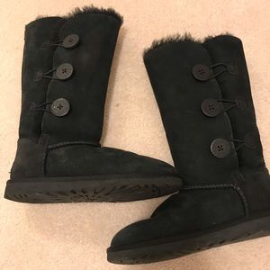 UGG Bailey Button Triplet